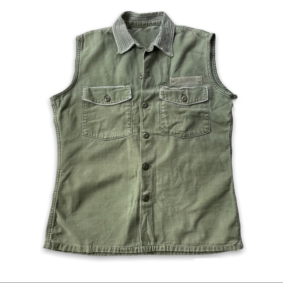 Vintage Army Jacket/Vest with RARE Frog embroidery - Picture 1 of 11